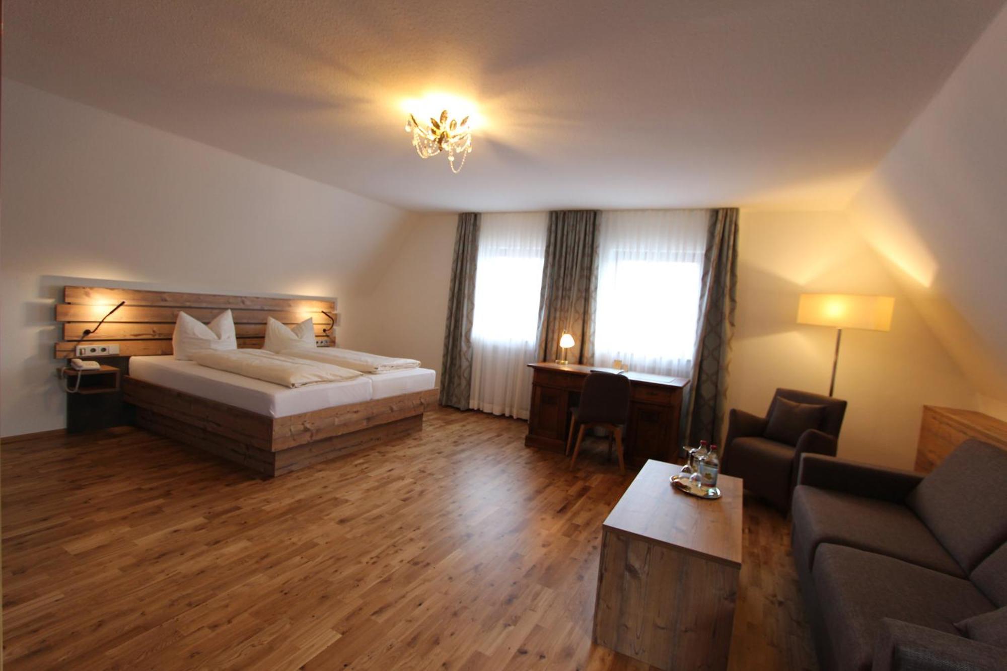 Hotel Gasthof Roessle เซนเดน ภายนอก รูปภาพ